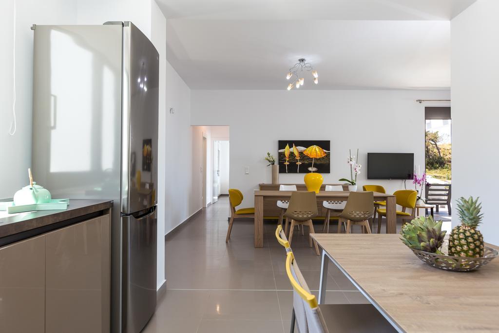 Eolia Iconic Villa, Walking Distance To The Beach, By Thinkvilla Pánormos Eksteriør billede