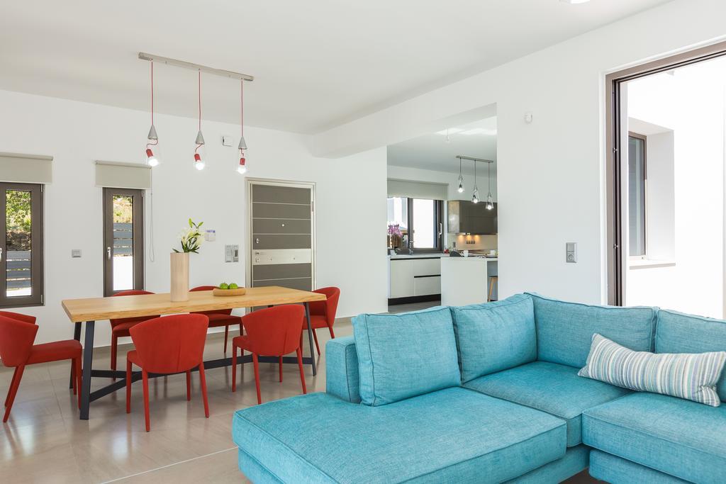 Eolia Iconic Villa, Walking Distance To The Beach, By Thinkvilla Pánormos Eksteriør billede
