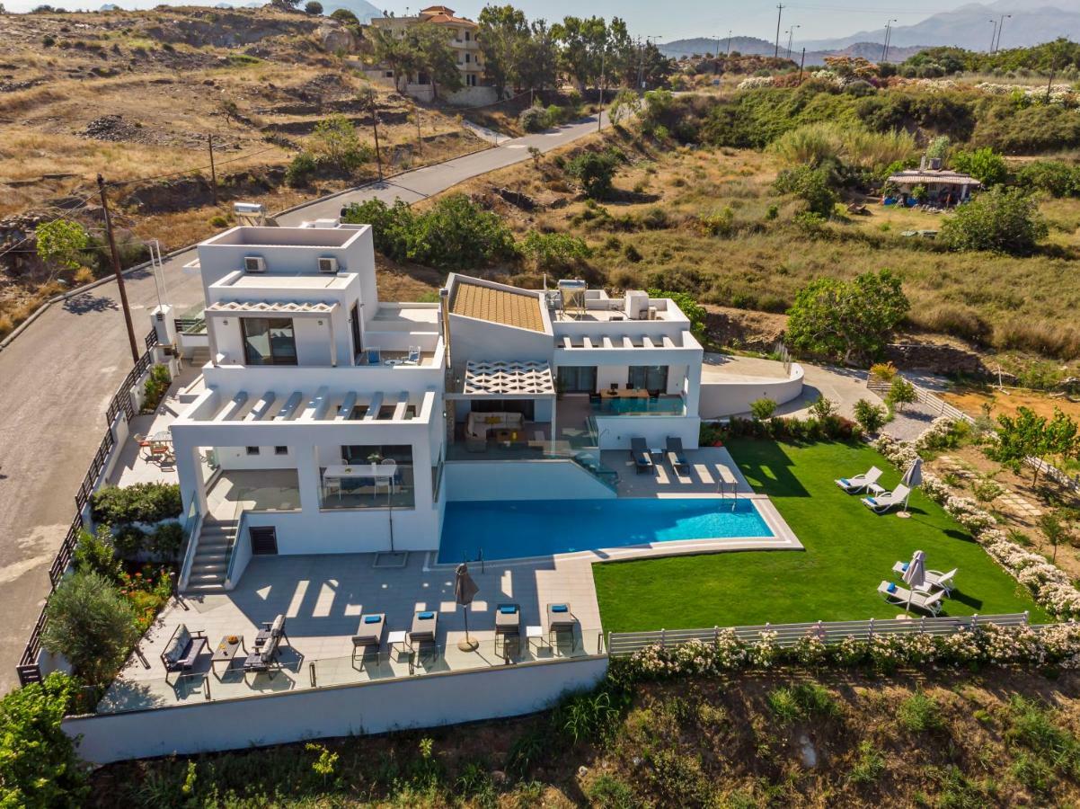 Eolia Iconic Villa, Walking Distance To The Beach, By Thinkvilla Pánormos Eksteriør billede